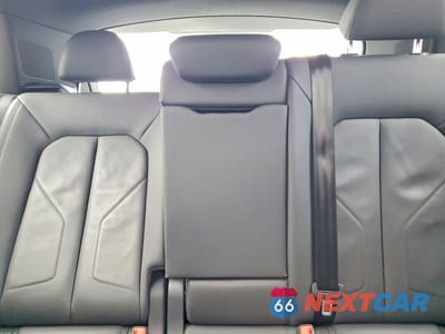 Zdjęcie 10 z 13 samochodu: 2020 AUDI Q3 PREMIUM VIN:WA1AECF36L1105871 - miniatura