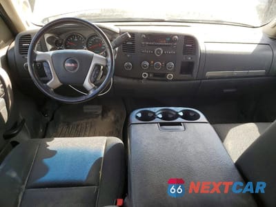 Zdjęcie 8 z 11 samochodu: 2011 GMC SIERRA K1500 SLE VIN:1GTR2VE37BZ432763 - miniatura