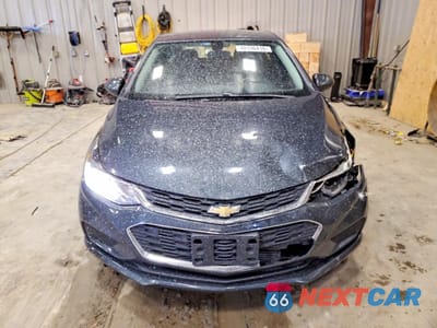 Piąte zdjęcie samochodu w środku: 2018 CHEVROLET CRUZE LT VIN:3G1BE6SM8JS645673 - miniatura
