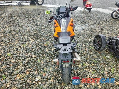 Zdjęcie 6 z 9 samochodu: 2023 KTM 1290 SUPER ADVENTURE S VIN:VBKV79404PM966708 - miniatura