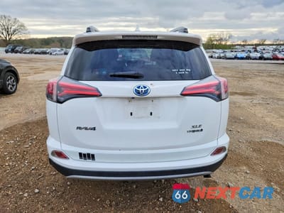 Zdjęcie 6 z 13 samochodu: 2017 TOYOTA RAV4 HYBRID XLE VIN:JTMRJREV9HD071764 - miniatura