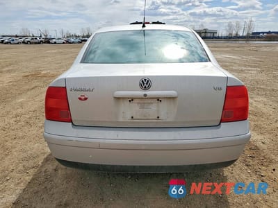 Zdjęcie 6 z 12 samochodu: 1999 VOLKSWAGEN PASSAT GLS VIN:WVWAD63B5XE321862 - miniatura