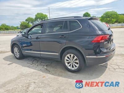 Drugie zdjęcie samochodu z przodu: 2018 VOLKSWAGEN TIGUAN SE VIN:3VV2B7AX1JM155146 - miniatura