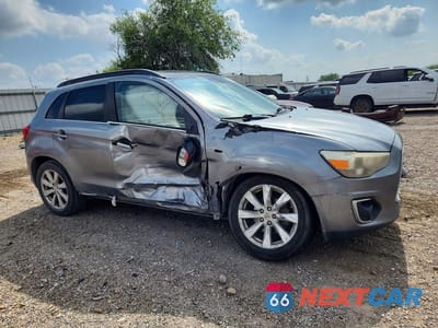 Czwarte zdjęcie samochodu z boku: 2013 MITSUBISHI OUTLANDER SPORT SE VIN:4A4AP4AUXDE016281 - miniatura