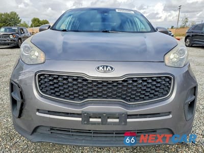 Piąte zdjęcie samochodu w środku: 2017 KIA SPORTAGE LX VIN:KNDPM3AC2H7146674 - miniatura