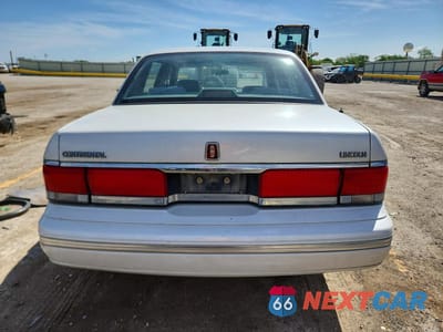 Zdjęcie 6 z 12 samochodu: 1993 LINCOLN CONTINENTL VIN:1LNLM9843PY652177 - miniatura