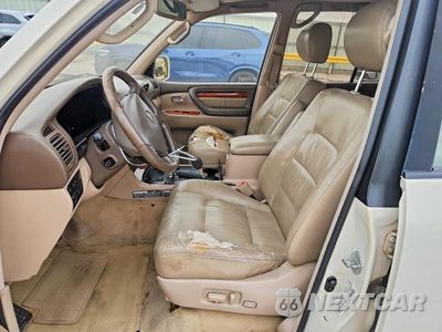 Zdjęcie 7 z 13 samochodu: 1998 LEXS LX 470 VIN:JT6HT00W8W0007101 - miniatura