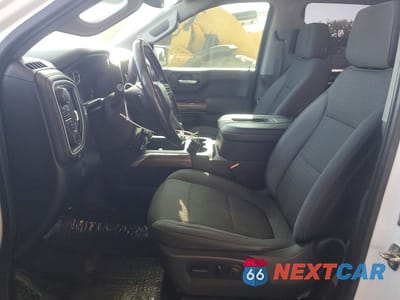 Zdjęcie 7 z 12 samochodu: 2019 CHEVROLET SILVERADO K1500 RST VIN:1GCUYEED9KZ317051 - miniatura