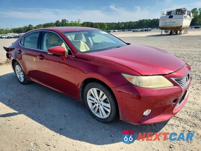 Czwarte zdjęcie samochodu z boku: 2013 LEXUS ES VIN:JTHBK1GG0D2046593 - miniatura