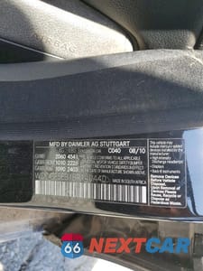 Zdjęcie 12 z 12 samochodu: 2011 MERCEDES-BENZ C 300 VIN:WDDGF5EB1BR140440 - miniatura