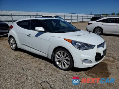 Czwarte zdjęcie samochodu z boku: 2012 HYUNDAI VELOSTER BASE VIN:KMHTC6AD9CU079332 - miniatura
