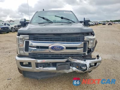 Piąte zdjęcie samochodu w środku: 2019 FORD F250 SUPER DUTY VIN:1FT7W2B66KED51754 - miniatura