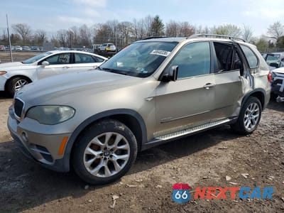 2011 BMW X5 XDRIVE35I 5UXZV4C57BL406588 - główne zdjęcie licytacji z USA - miniatura