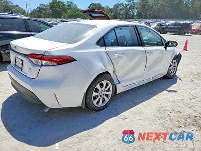 Trzecie zdjęcie samochodu z tyłu: 2026 TOYOTA COROLLA LE VIN:5YFB4MDE5TP365746 - miniatura