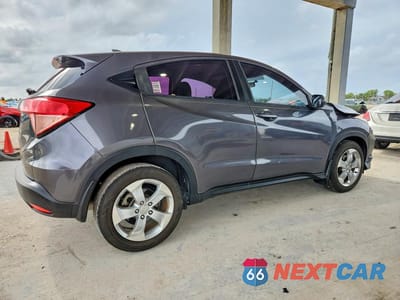 Trzecie zdjęcie samochodu z tyłu: 2016 HONDA HR-V LX VIN:3CZRU5H31GM719671 - miniatura
