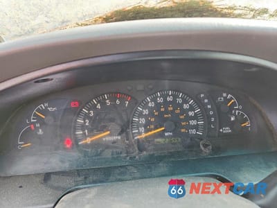 Zdjęcie 9 z 11 samochodu: 2002 TOYOTA TUNDRA SR5 V8 VIN:5TBRT34112S227242 - miniatura