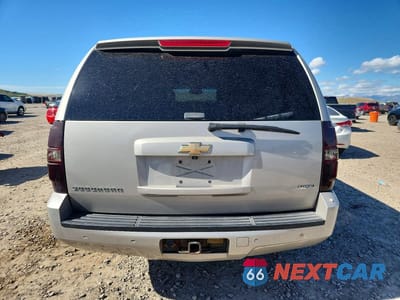 Zdjęcie 6 z 12 samochodu: 2007 CHEVROLET SUBURBAN K1500 VIN:3GNFK16387G145571 - miniatura