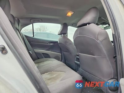 Zdjęcie 10 z 12 samochodu: 2019 TOYOTA CAMRY VIN:4T1B11HK1KU790966 - miniatura