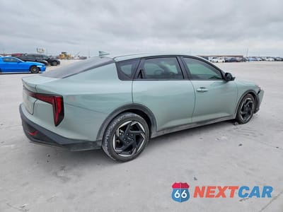 Trzecie zdjęcie samochodu z tyłu: 2025 KIA K4 VIN:3KPFU4DE8SE133966 - miniatura