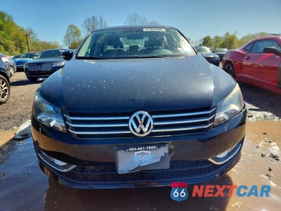 Piąte zdjęcie samochodu w środku: 2015 VOLKSWAGEN PASSAT SE VIN:1VWBT7A32FC059847 - miniatura