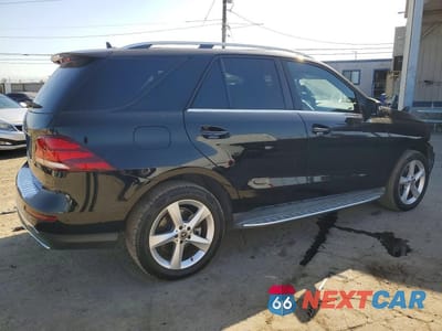 Trzecie zdjęcie samochodu z tyłu: 2018 MERCEDES-BENZ GLE 350 VIN:4JGDA5JB5JB017471 - miniatura