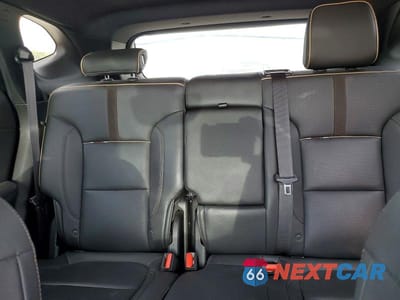 Zdjęcie 10 z 13 samochodu: 2019 CHEVROLET BLAZER PREMIER VIN:3GNKBFRS7KS623239 - miniatura