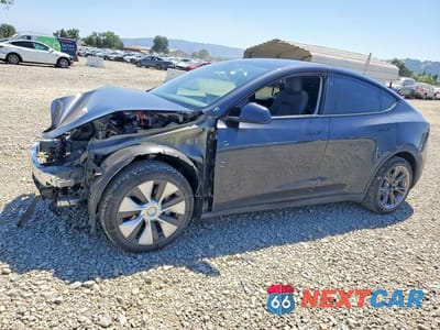 2024 TESLA MODEL Y 7SAYGAEE3RF993584 - główne zdjęcie licytacji z USA - miniatura