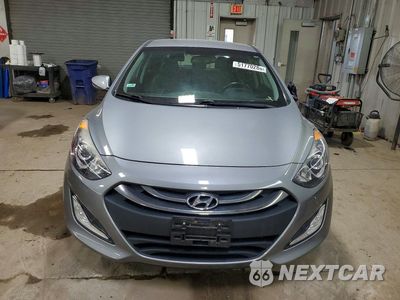 Piąte zdjęcie samochodu w środku: 2014 HYUNDAI ELANTRA GT BASE VIN:KMHD35LH1EU224509 - miniatura