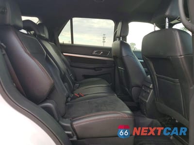 Zdjęcie 11 z 13 samochodu: 2019 FORD EXPLORER XLT VIN:1FM5K8D82KGB00797 - miniatura
