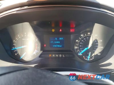 Zdjęcie 9 z 12 samochodu: 2017 FORD FUSION S VIN:3FA6P0G78HR122969 - miniatura