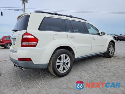 Trzecie zdjęcie samochodu z tyłu: 2008 MERCEDES-BENZ GL 450 4MATIC VIN:4JGBF71E28A333246 - miniatura