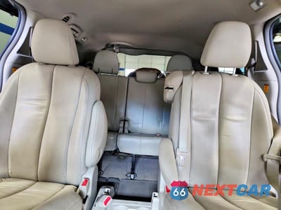 Zdjęcie 10 z 13 samochodu: 2013 TOYOTA SIENNA XLE 8-PASSENGER VIN:5TDYK3DC8DS367640 - miniatura