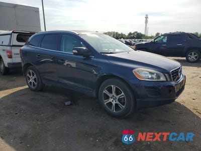 Czwarte zdjęcie samochodu z boku: 2012 VOLVO XC60 T6 VIN:YV4902DZ9C2320239 - miniatura