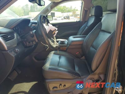 Zdjęcie 7 z 12 samochodu: 2020 CHEVROLET SUBURBAN C1500 LT VIN:1GNSCHKC8LR282904 - miniatura