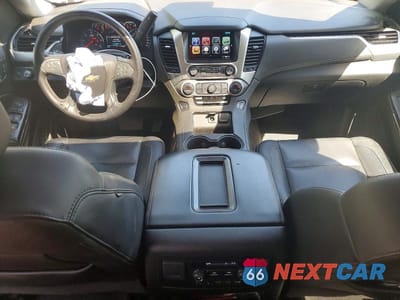 Zdjęcie 8 z 12 samochodu: 2020 CHEVROLET SUBURBAN C1500 LT VIN:1GNSCHKC8LR282904 - miniatura