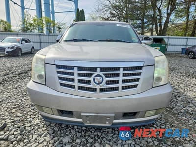 Piąte zdjęcie samochodu w środku: 2007 CADILLAC ESCALADE LUXURY VIN:1GYFK63837R125325 - miniatura