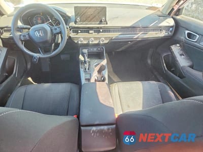 Zdjęcie 8 z 12 samochodu: 2026 HONDA CIVIC LX VIN:2HGFE2F26TH552023 - miniatura