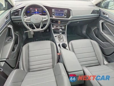 Zdjęcie 8 z 12 samochodu: 2024 VOLKSWAGEN JETTA SE VIN:3VWEM7BU1RM071699 - miniatura