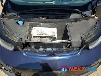 Zdjęcie 11 z 12 samochodu: 2018 BMW I3 BEV VIN:WBY7Z2C58JVB88635 - miniatura