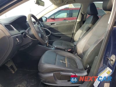 Zdjęcie 7 z 12 samochodu: 2011 VOLKSWAGEN JETTA SE VIN:3VWDZ7AJ9BM072139 - miniatura