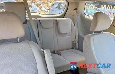 Zdjęcie 6 z 10 samochodu: 2017 KIA SEDONA L VIN:KNDMA5C18H6264737 - miniatura