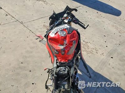 Zdjęcie 6 z 9 samochodu: 2024 BMW S 1000 RR VIN:WB10E6300R6K13909 - miniatura