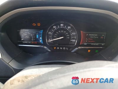 Zdjęcie 9 z 12 samochodu: 2015 LINCOLN MKZ HYBRID VIN:3LN6L2LU6FR625874 - miniatura