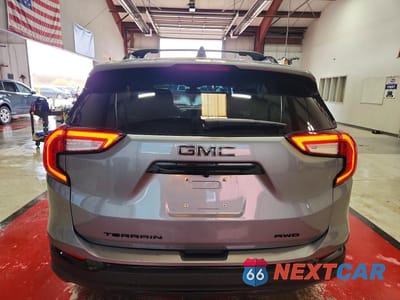 Zdjęcie 6 z 13 samochodu: 2024 GMC TERRAIN SLE VIN:3GKALTEG0RL322029 - miniatura