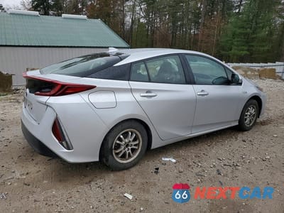 Trzecie zdjęcie samochodu z tyłu: 2018 TOYOTA PRIUS PRIME PREMIUM VIN:JTDKARFP3J3088234 - miniatura