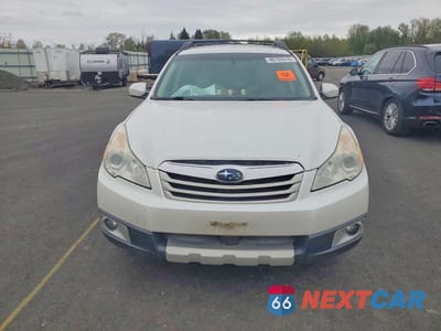 Piąte zdjęcie samochodu w środku: 2010 SUBARU OUTBACK 2.5I LIMITED VIN:4S4BRBKC7A3324091 - miniatura