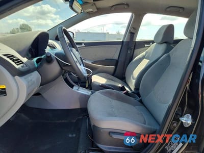 Zdjęcie 7 z 12 samochodu: 2013 HYUNDAI ACCENT GS VIN:KMHCT5AE8DU068522 - miniatura