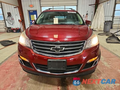 Piąte zdjęcie samochodu w środku: 2017 CHEVROLET TRAVERSE LT VIN:1GNKVHKD9HJ300805 - miniatura