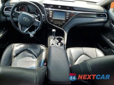 Zdjęcie 8 z 12 samochodu: 2018 TOYOTA CAMRY XSE VIN:4T1B61HK5JU095311 - miniatura