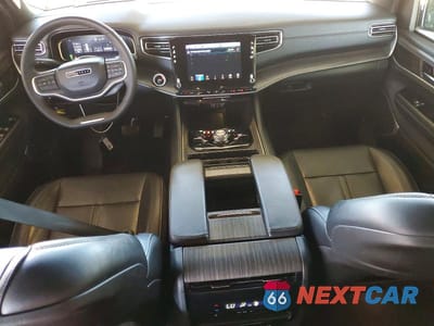 Zdjęcie 8 z 13 samochodu: 2024 JEEP WAGONEER SERIES III VIN:1C4SJVDP5RS187098 - miniatura